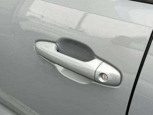 Certified 2020 Toyota Tacoma TRD Sport image 19