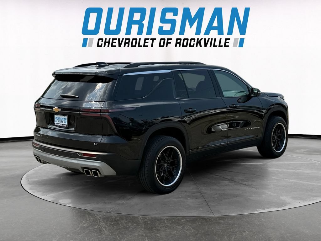 Used 2024 Chevrolet Traverse LT FWD image 6