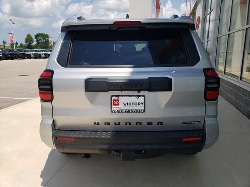New 2026 Toyota 4Runner TRD Off-Road Premium AWD/4WD image 4
