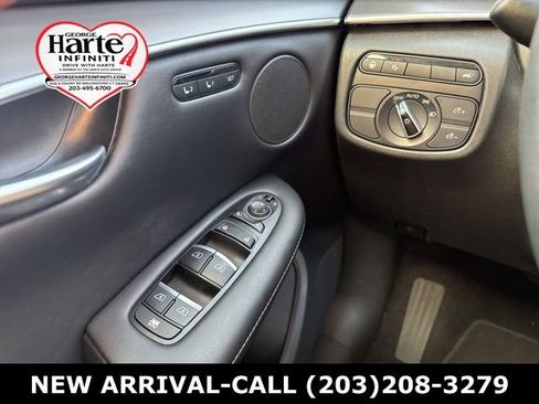 Certified 2024 INFINITI QX50 Luxe image 23