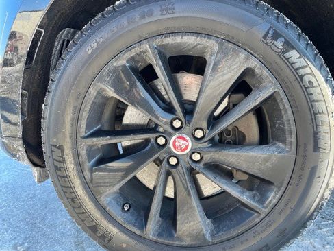 Used 2021 Jaguar F-PACE R-Dynamic S image 9