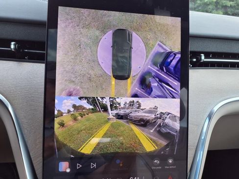 New 2025 Volvo EX90 Ultra w/ Protection Package Premier image 15