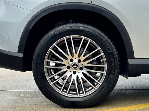 Certified 2026 Mercedes-Benz GLC 300 4MATIC image 11