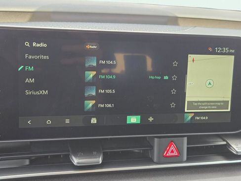 New 2026 Kia Carnival EX FWD image 32