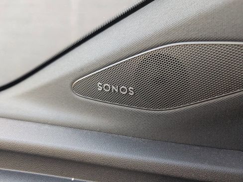 Used 2023 Audi Q4 e-tron Premium Plus w/ Premium Plus image 15