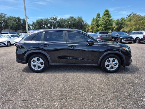 Used 2023 Honda HR-V LX image 7