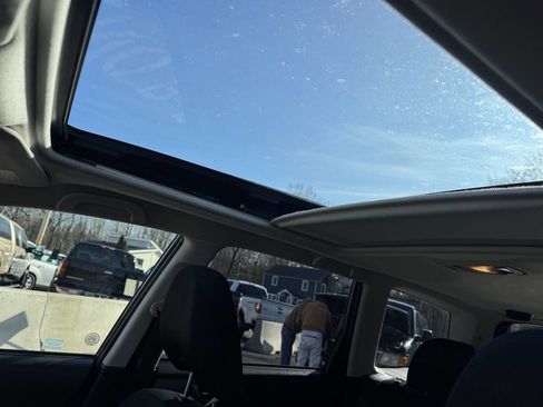 Used 2011 Subaru Forester 2.5X Premium image 22