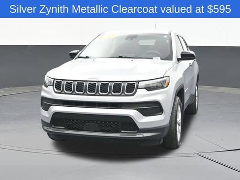 Used 2025 Jeep Compass Sport AWD/4WD image 2