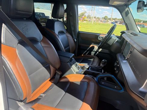 Certified 2023 Ford Bronco Outer Banks w/ Sasquatch Package AWD/4WD image 13
