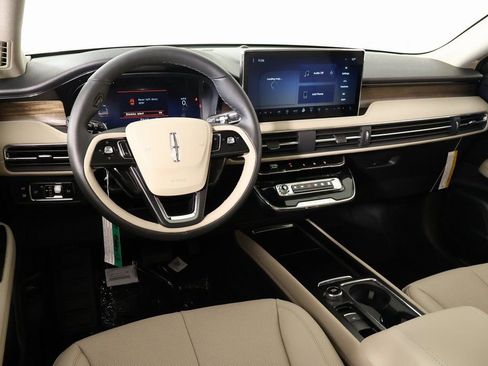 New 2026 Lincoln Corsair Grand Touring w/ Jet Appearance Package image 2