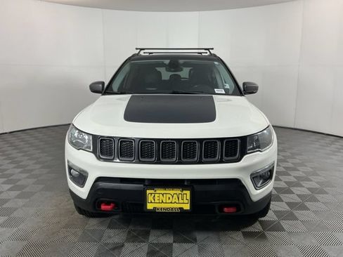 Used 2018 Jeep Compass Trailhawk AWD/4WD image 2