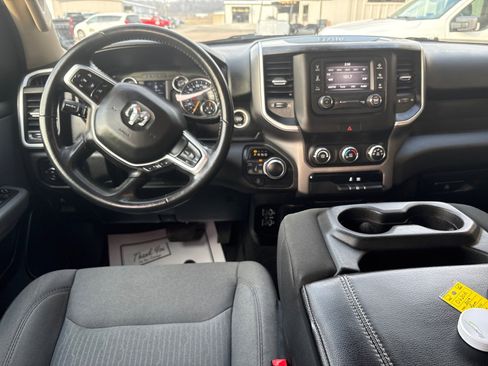 Used 2019 RAM 1500 Big Horn image 5