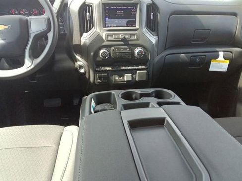New 2026 Chevrolet Silverado 2500 Custom w/ Custom Value Package AWD/4WD image 15