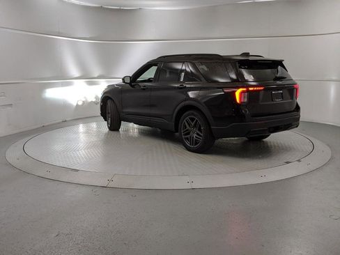 New 2025 Ford Explorer ST-Line w/ Premium Package image 4