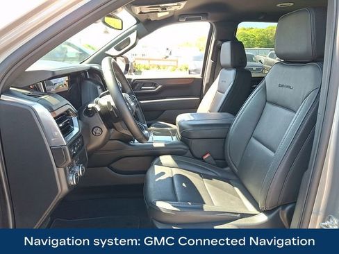 Used 2025 GMC Yukon Denali AWD/4WD image 2