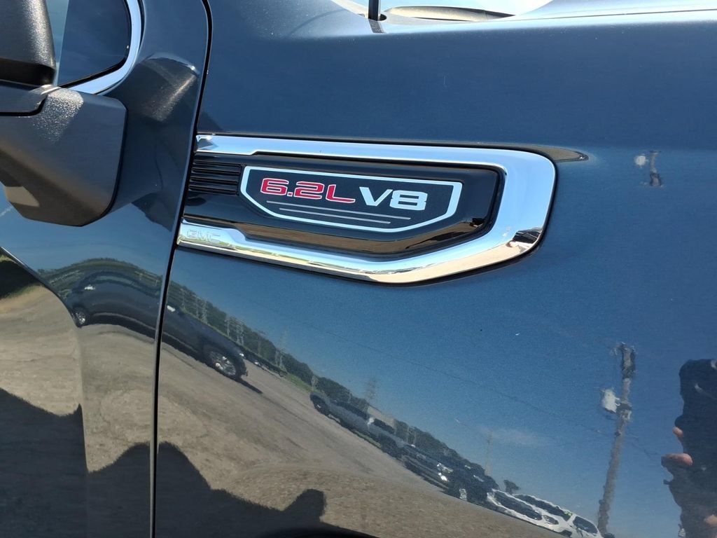 Used 2020 GMC Sierra 1500 Denali w/ Denali Ultimate Package AWD/4WD image 10