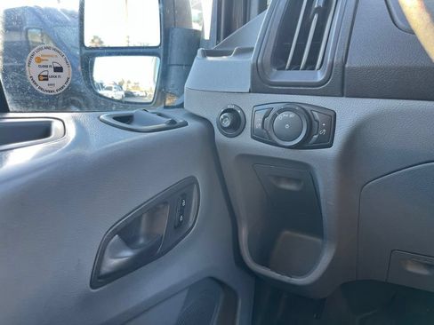 Used 2019 Ford Transit 250 148 High Roof Extended RWD image 17