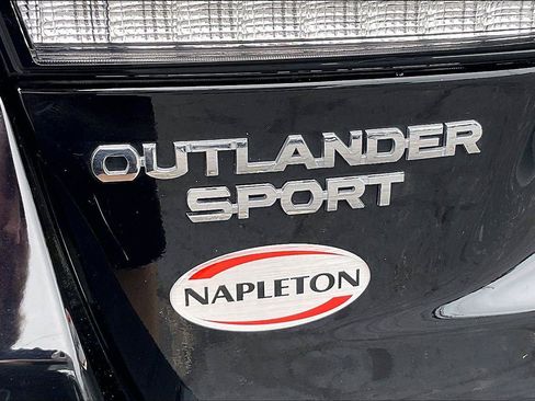 Used 2025 Mitsubishi Outlander Sport AWD image 9