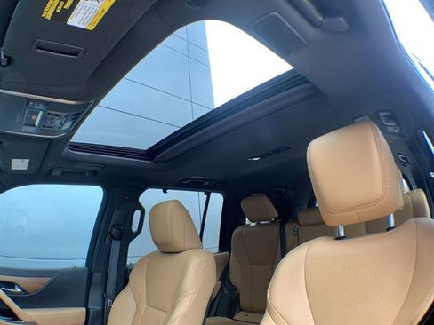 Certified 2025 Lexus LX 700h Luxury w/ Appearance Package AWD/4WD image 22