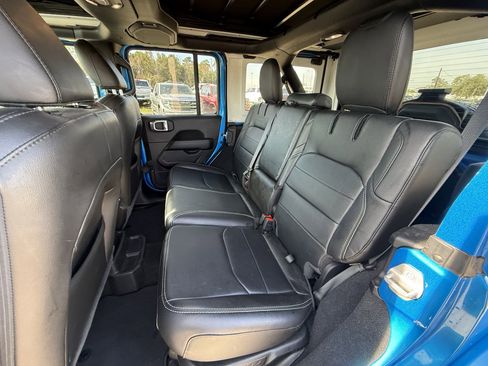 Used 2023 Jeep Wrangler Sahara w/ Cold Weather Group image 24