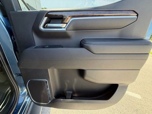 New 2026 GMC Sierra 1500 Elevation w/ Elevation Premium Package AWD/4WD image 28