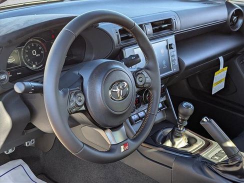 New 2026 Toyota GR86 YUZU Limited image 3