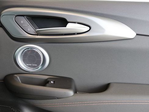 New 2025 Alfa Romeo Tonale AWD/4WD image 37