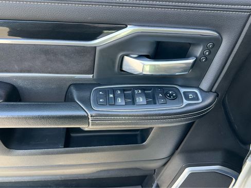 Used 2020 RAM 2500 Laramie image 29