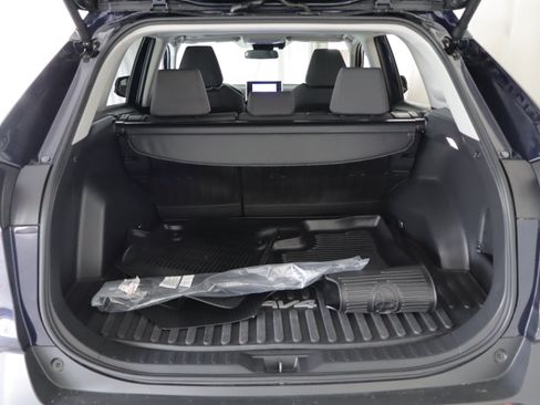 Used 2025 Toyota RAV4 XLE w/ Convenience Package AWD/4WD image 21