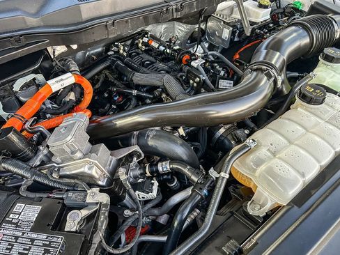 Used 2025 Ford F150 XLT w/ Equipment Group 301A Standard AWD/4WD image 32