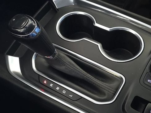 Used 2020 Chevrolet Traverse RS image 23