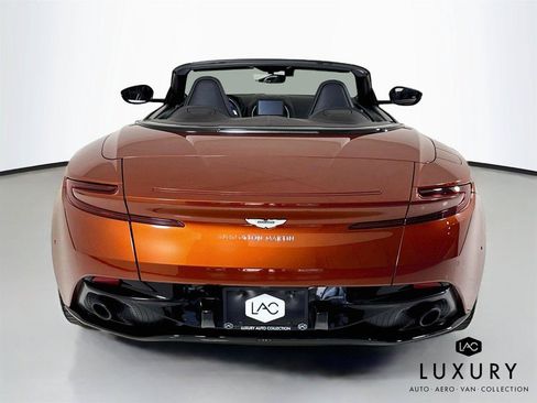 Used 2019 Aston Martin DB11 Volante RWD image 7