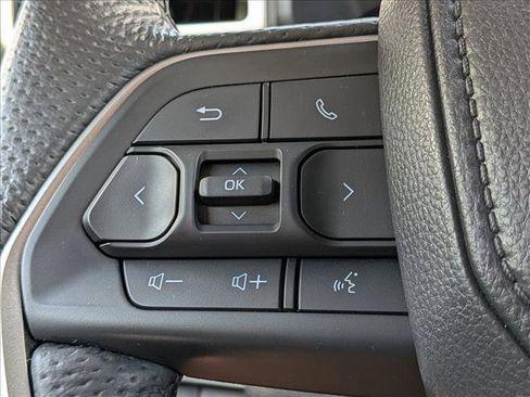 Used 2024 Toyota Tacoma TRD Sport AWD/4WD image 13