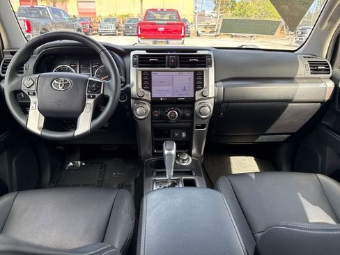 Used 2022 Toyota 4Runner TRD Sport w/ Technology Package image 5