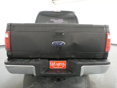 Used 2016 Ford F250 XL w/ XL Appearance Package AWD/4WD image 8