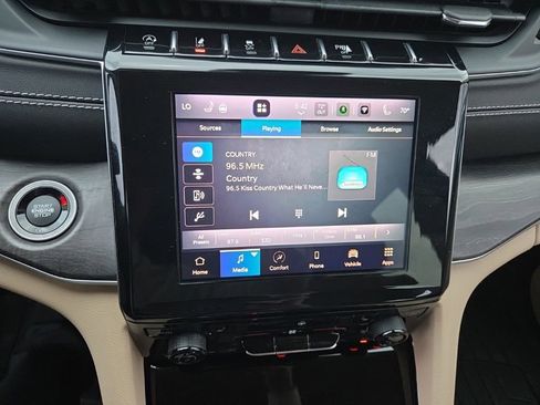 Used 2022 Jeep Grand Cherokee L Limited image 6