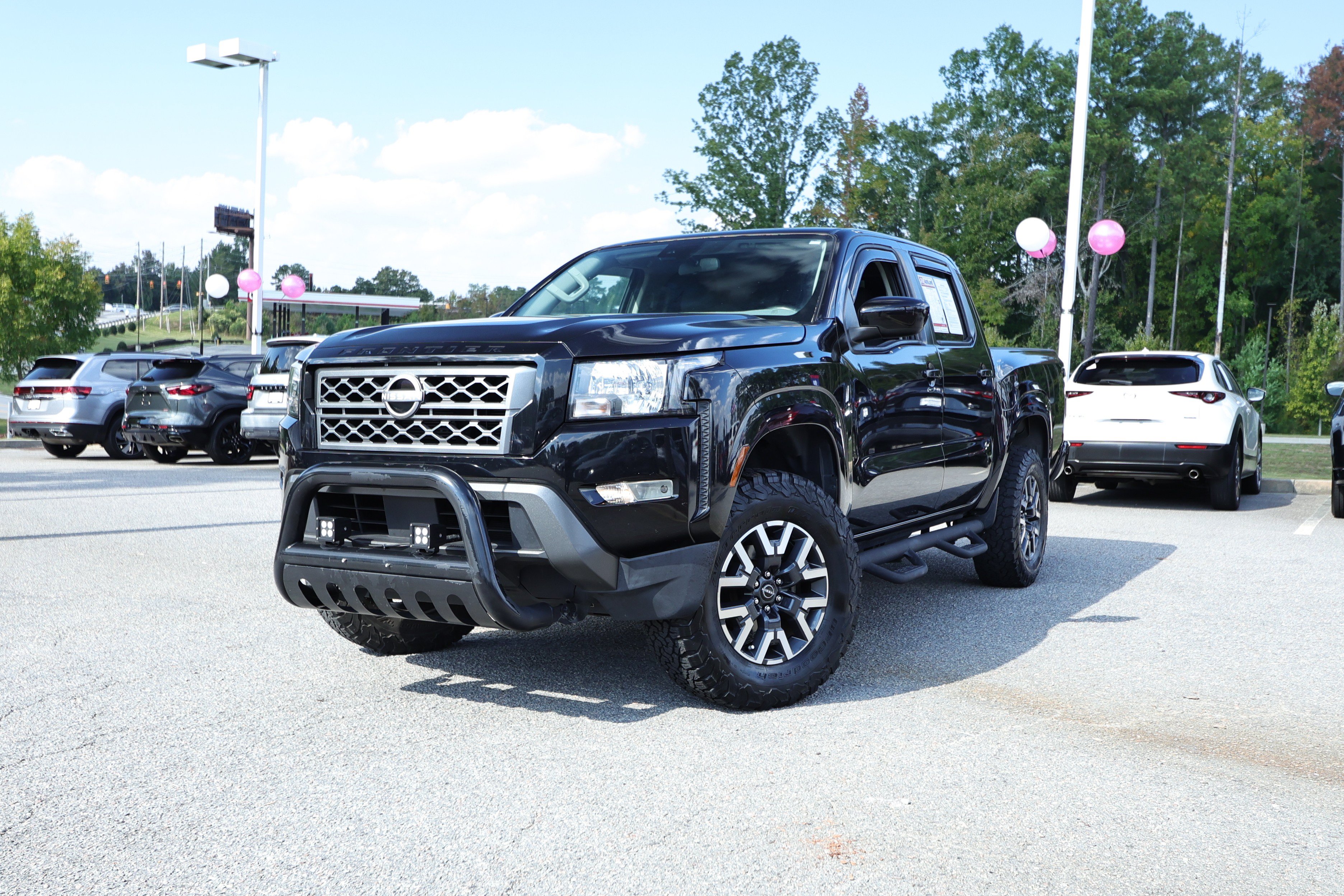 Used 2022 Nissan Frontier SV RWD image 1