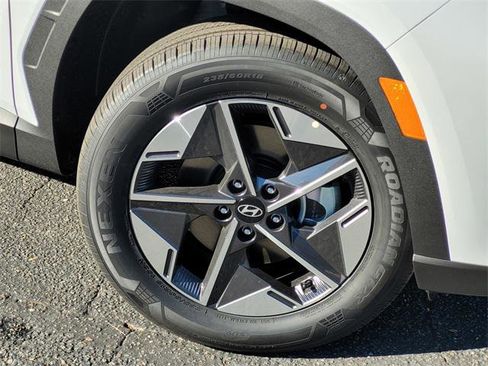 New 2026 Hyundai Tucson SEL image 9