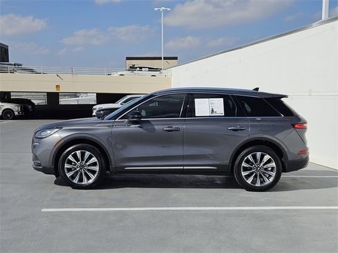 Certified 2021 Lincoln Corsair Reserve image 4