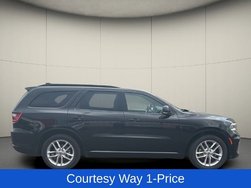 Used 2024 Dodge Durango GT RWD image 11