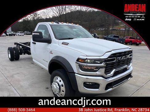 New 2026 RAM 5500 4x4 Regular Cab image 1