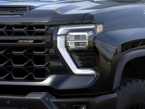 New 2026 Chevrolet Silverado 2500 ZR2 AWD/4WD image 11