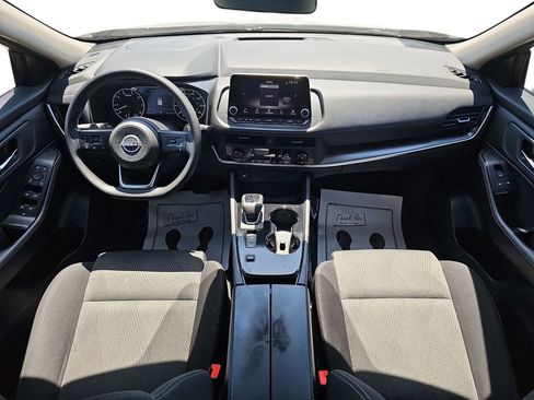 Used 2024 Nissan Rogue SV FWD image 12