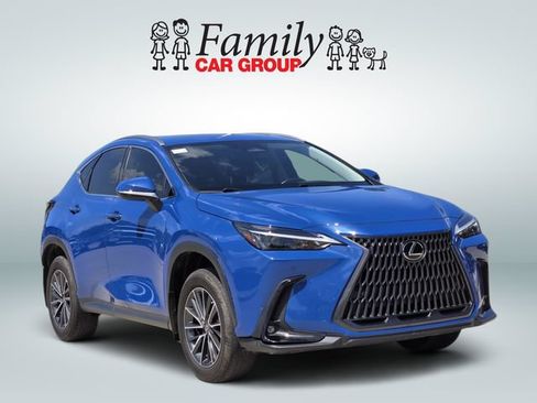 Used 2023 Lexus NX 250 FWD image 2