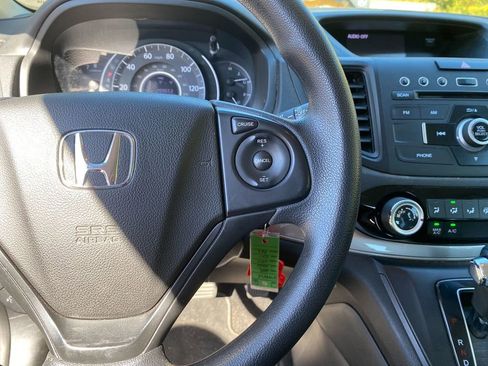 Used 2015 Honda CR-V LX image 17