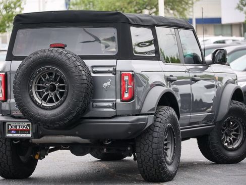 Certified 2022 Ford Bronco Badlands w/ Sasquatch Package AWD/4WD image 3