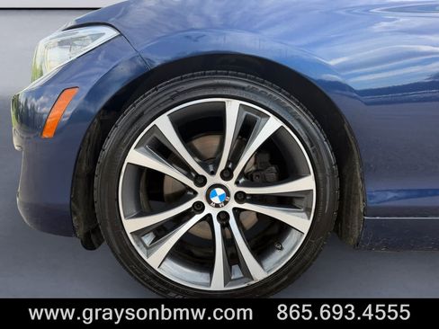Used 2016 BMW 228i xDrive Convertible AWD/4WD image 9