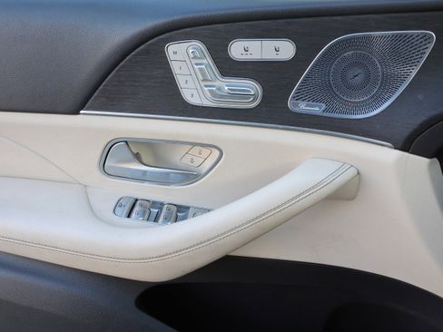 Used 2020 Mercedes-Benz GLE 350 4MATIC image 12