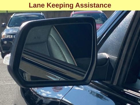 Used 2021 GMC Acadia AT4 w/ GMC Pro Grade Package image 8