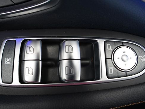 Used 2020 Mercedes-Benz S 450 Sedan image 30